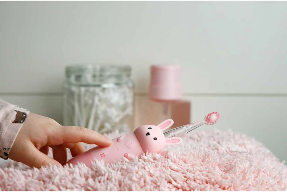 InnoGiO elektrinis dantų šepetėlis triušis rožinis GIO-455PINK