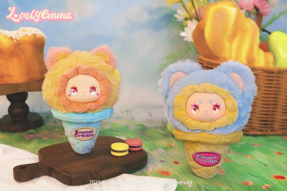 LUCKY EMMA LOVELY EMMA Pliušinis raktų pakabukas-siurprizas - Scoop Ice Kreminis Series