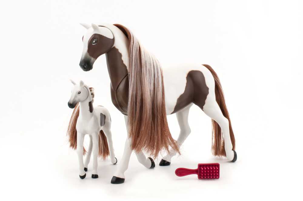 LANARD ROYAL BREEDS Kumelė su kumeliuku ROYAL BREEDS