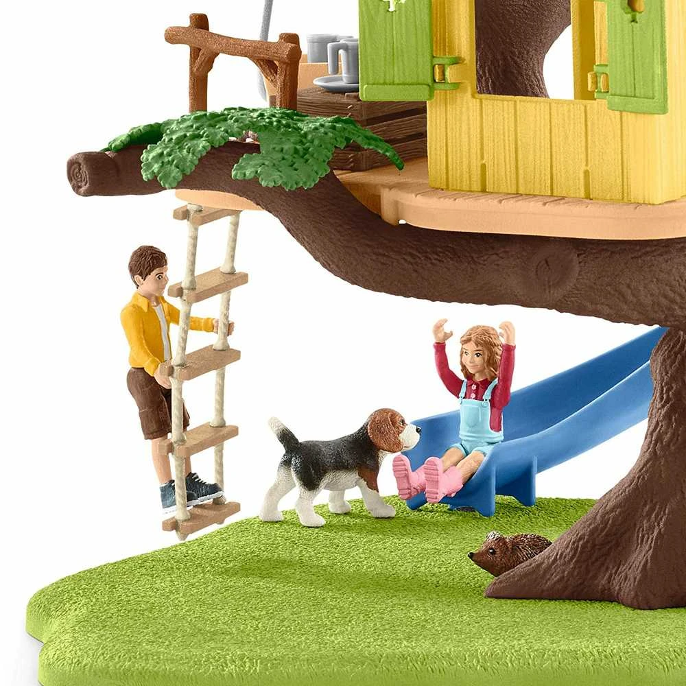 SCHLEICH „Naminiai gyvūnai“ Rinkinys - Namelis Medyje