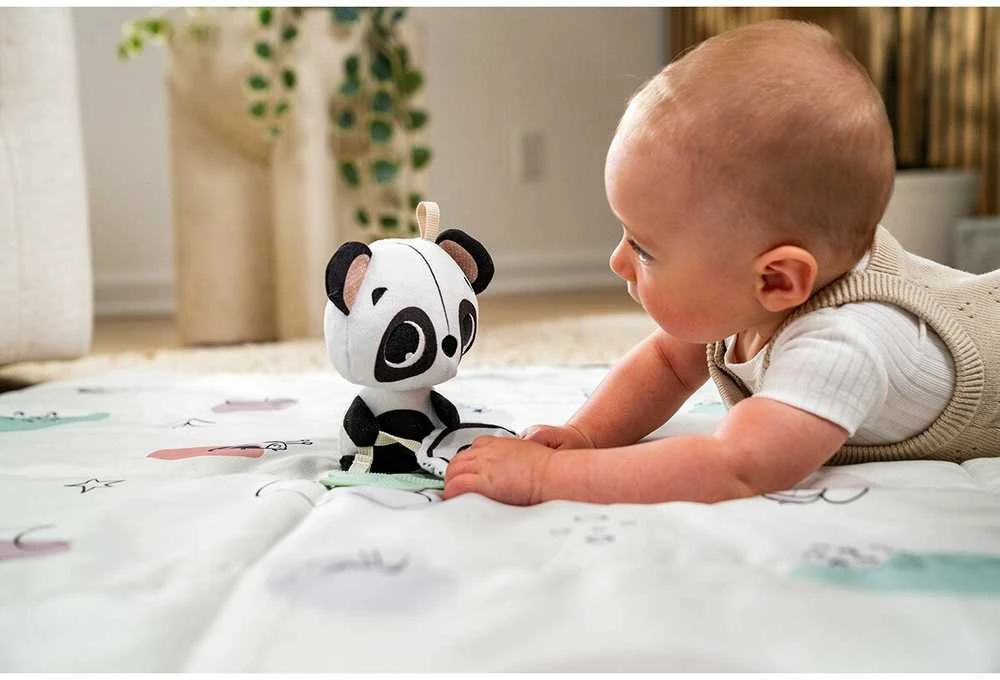 Tiny Love žaislas pakabinamas panda juoda balta