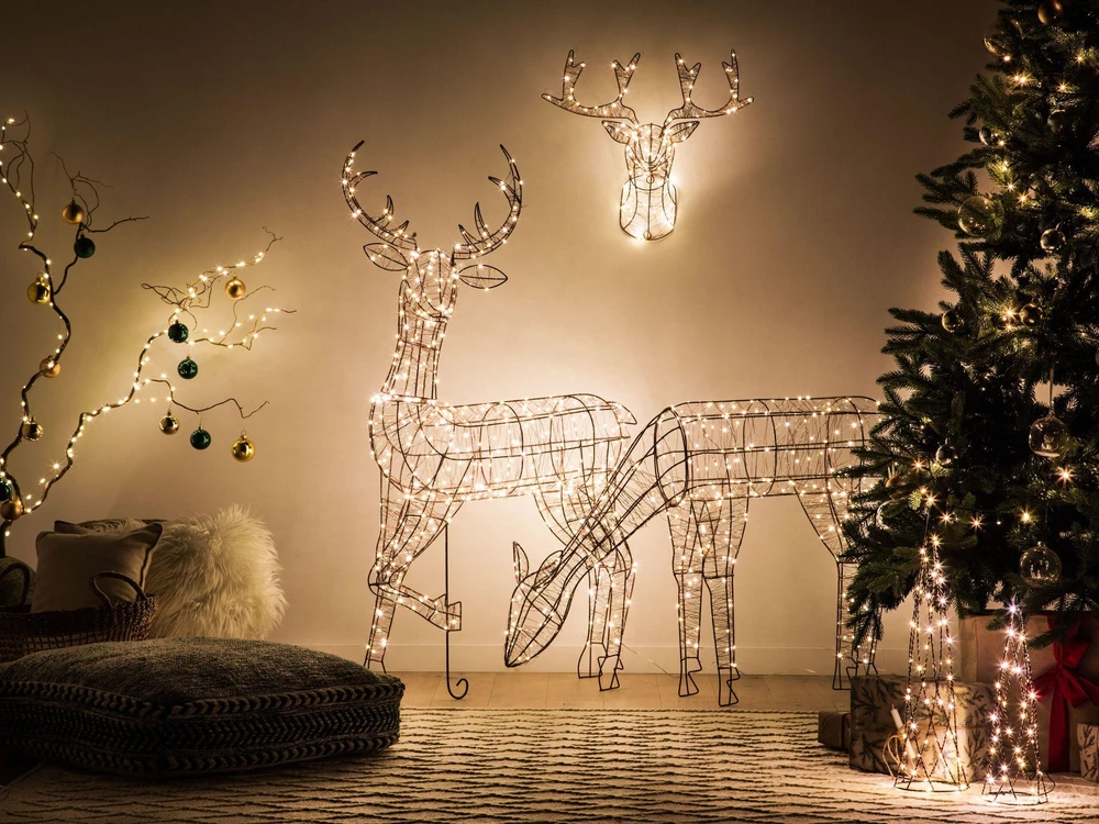 Beliani 2 LED kalėdinių dekoracijų rinkinys NEIDEN eglutė 52/38 cm juodas