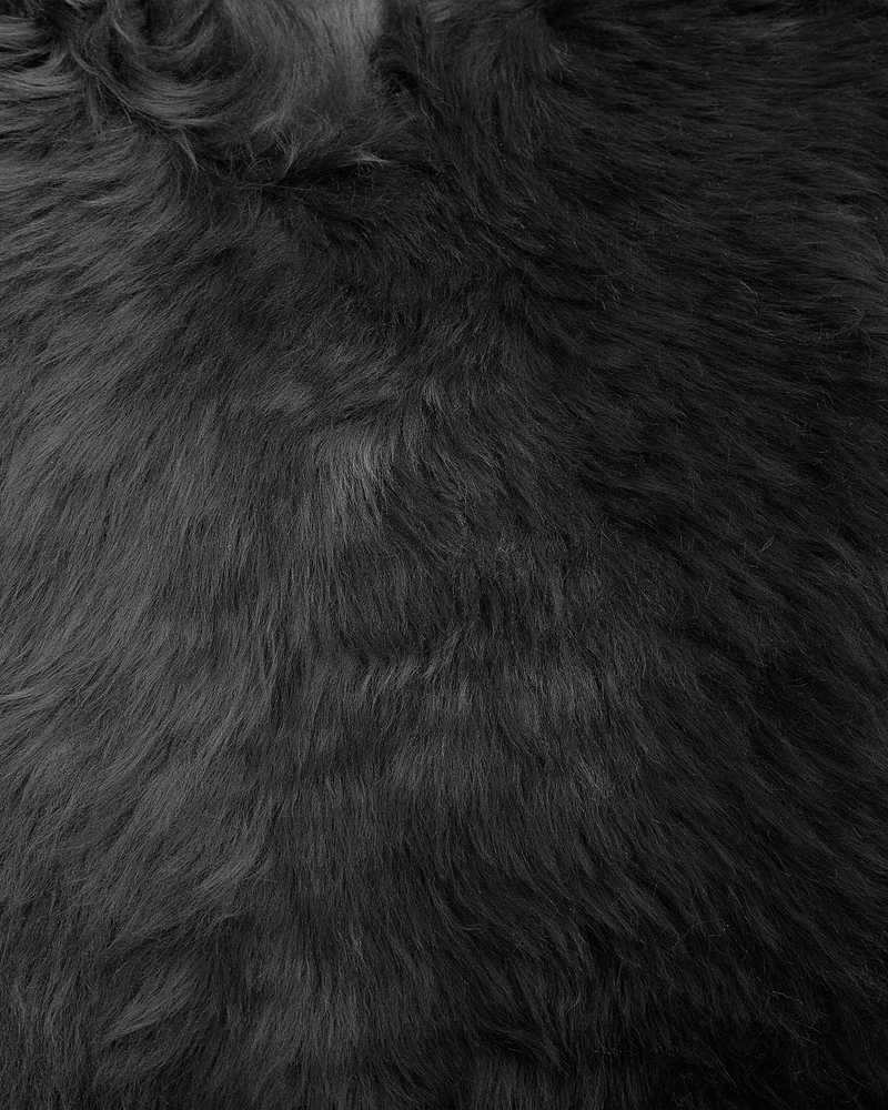 Beliani Avikailis ULURU juodas 65 x 110 cm
