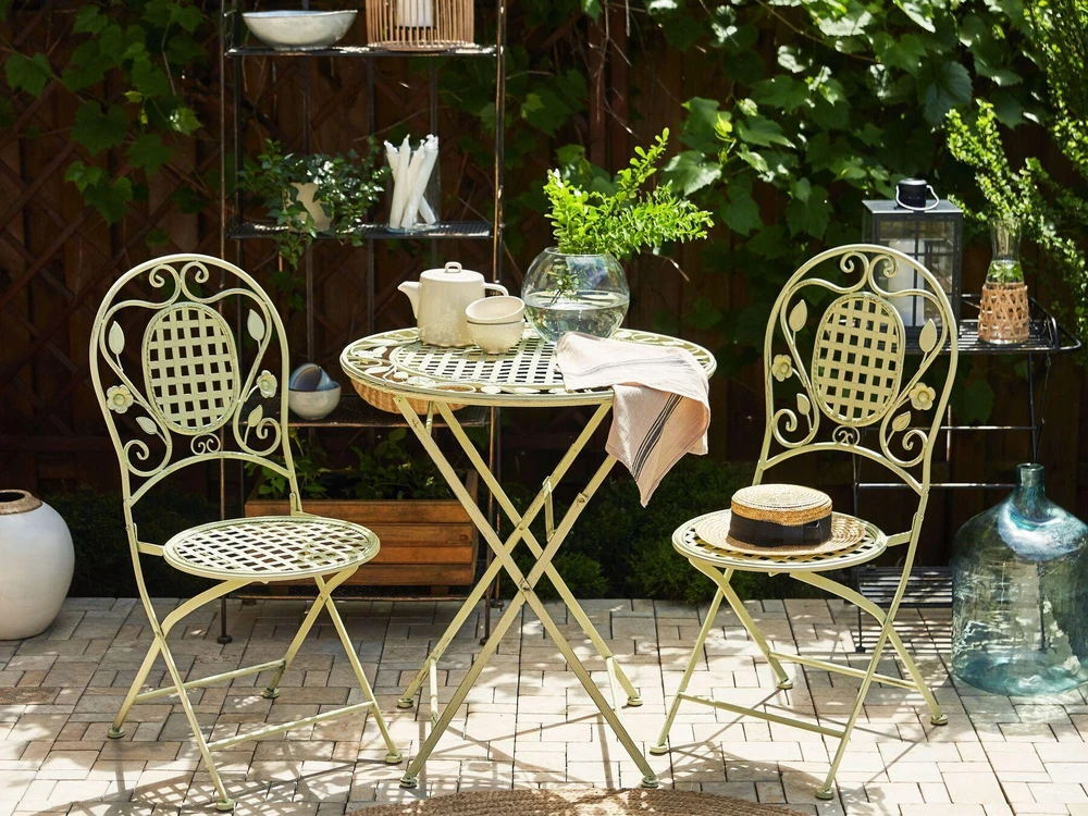 Beliani Bistro staliukas BIVIO 70 cm 70 cm metalinis šviesiai žalias