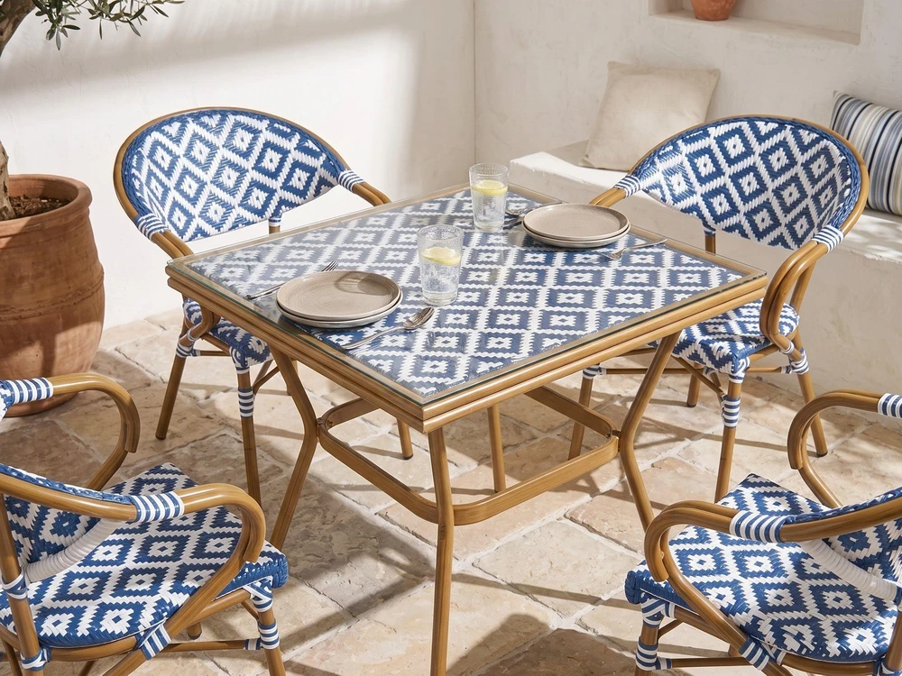 Beliani Bistro staliukas CASPRI 80 cm 80 cm technoratanas mėlyna/balta