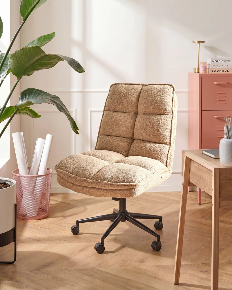 Beliani Biuro kėdė ADDISON Boucle smėlio spalvos