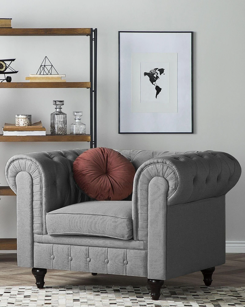 Beliani CHESTERFIELD fotelis šviesiai pilkas
