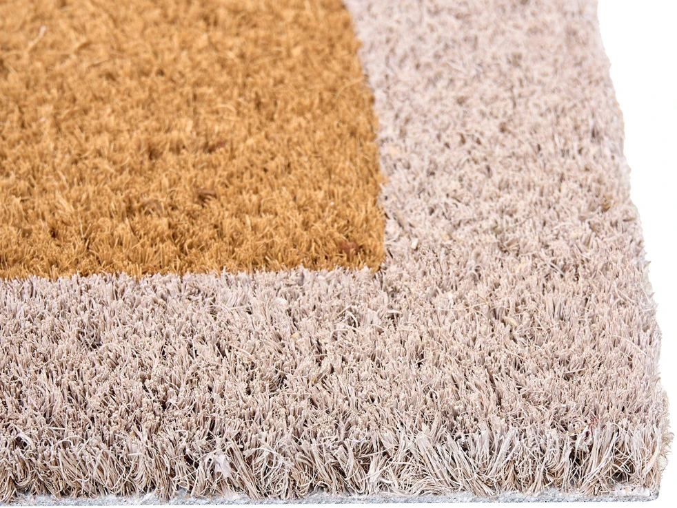 Beliani Durų kilimėlis BUHI natūralios spalvos 45 x 75 cm su užrašu iš kokoso pluošto