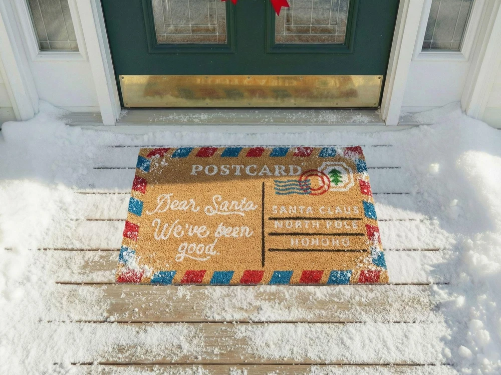 Beliani Durų kilimėlis KATALLA Natural 40 x 60 cm Kalėdinis raštas kokoso pluoštas