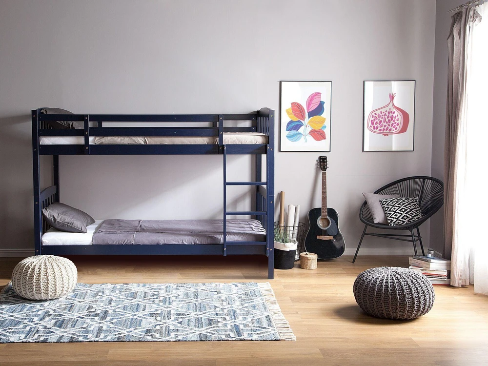 Beliani Dviaukštė lova iš pušies medienos REVIN 90 x 200 cm tamsiai mėlyna