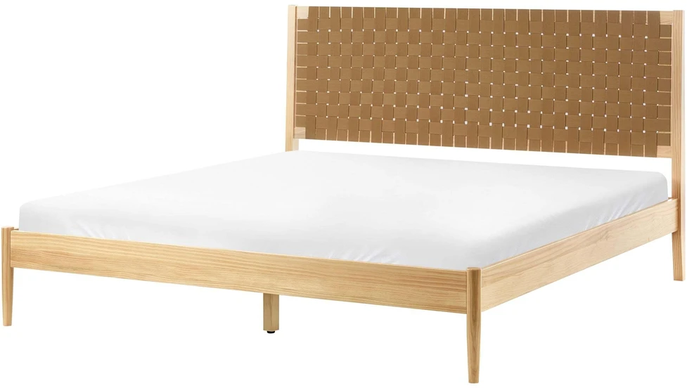 Beliani Dviejų asmenų lova iš pušies medienos BRUNEMONT 180 x 200 cm šviesiai ruda