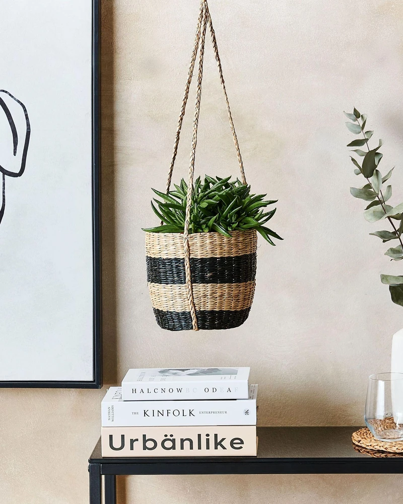 Beliani Gėlių vazonas RUFFE Jūržolė 18 cm natūralus