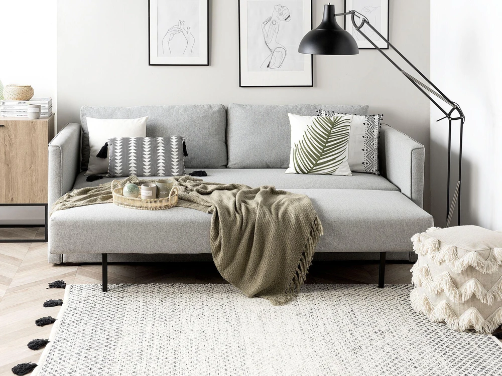 Beliani Išskleidžiama 3 vietų sofa EKSJO šviesiai pilka su patalynės dėže