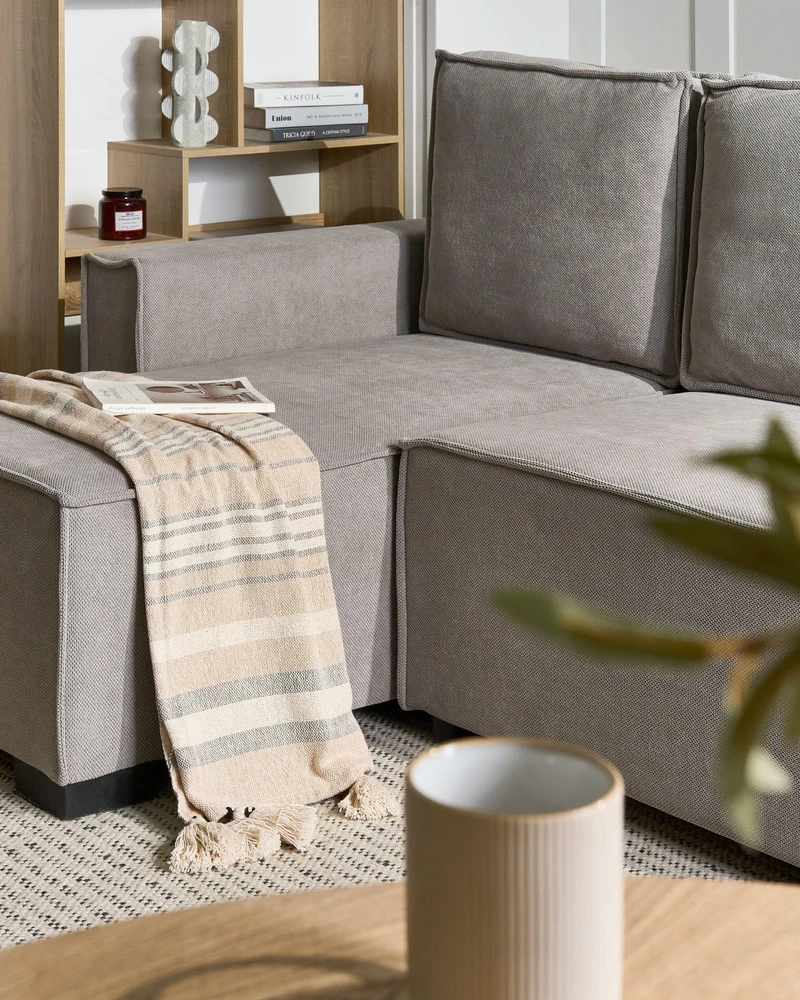 Beliani Išskleidžiama kampinė sofa EDANE, 3 vietų, pilka, su patalynės dėže, dešininė