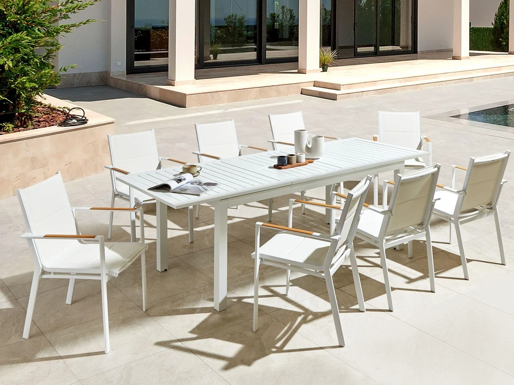Beliani Išskleidžiamas sodo stalas SKALOMA 180/240 cm 90 cm metalinis baltas
