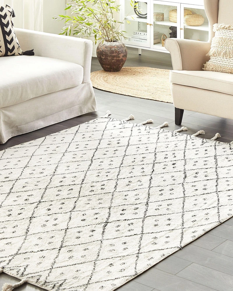 Beliani Kilimas AGADIR kreminės baltos spalvos 140 x 200 cm medvilninis