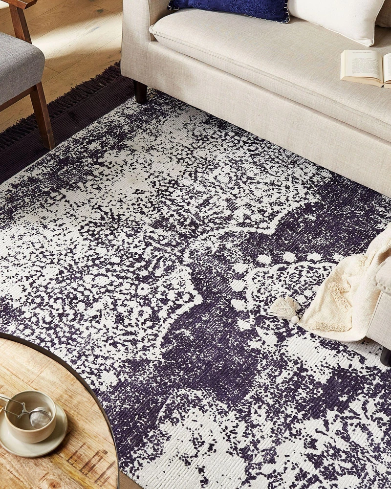 Beliani Kilimas AKARSU, violetinis, 160 x 230 cm, viskozė