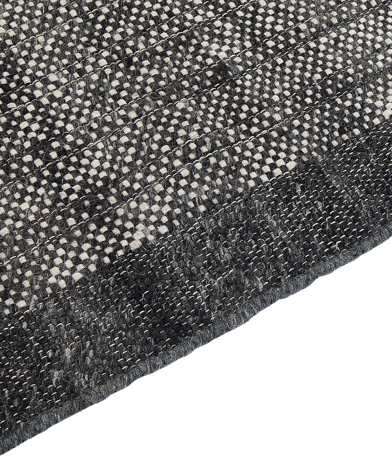 Beliani Kilimas ATLANTI juodas 80 x 150 cm vilnonis