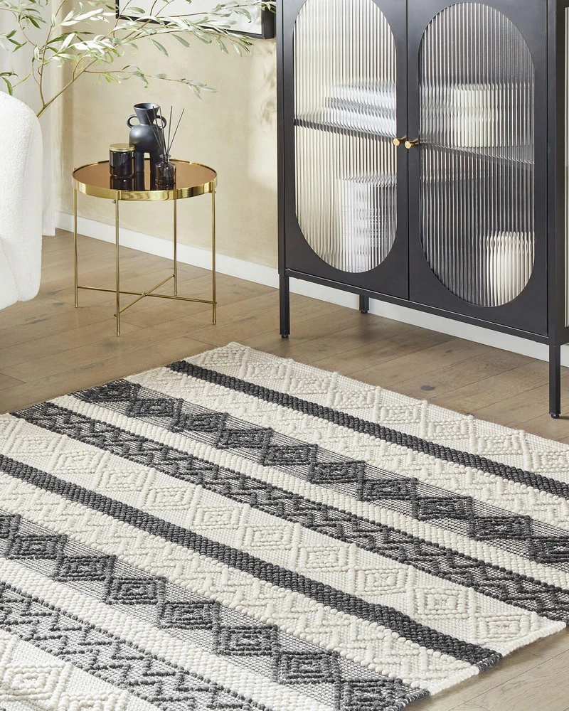 Beliani Kilimas DAVUTLAR šviesiai smėlio spalvos 200 x 200 cm vilnonis