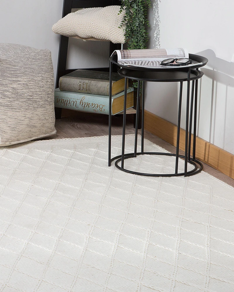 Beliani Kilimas ERZIN kreminės baltos spalvos 160 x 230 cm