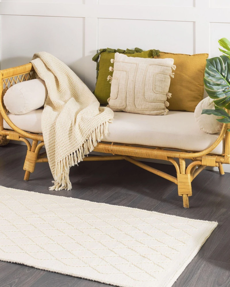 Beliani Kilimas ERZIN kreminės spalvos 80 x 150 cm iš vilnos