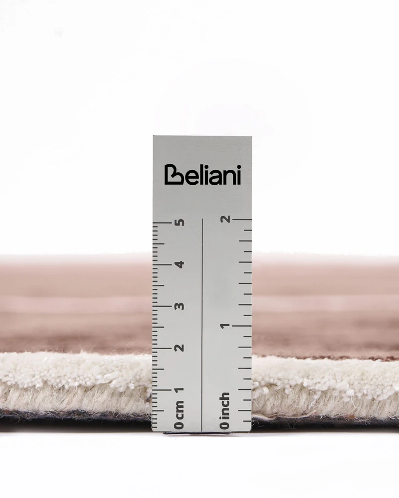 Beliani Kilimas KANRACH Rudas 200 x 200 cm Viskozė