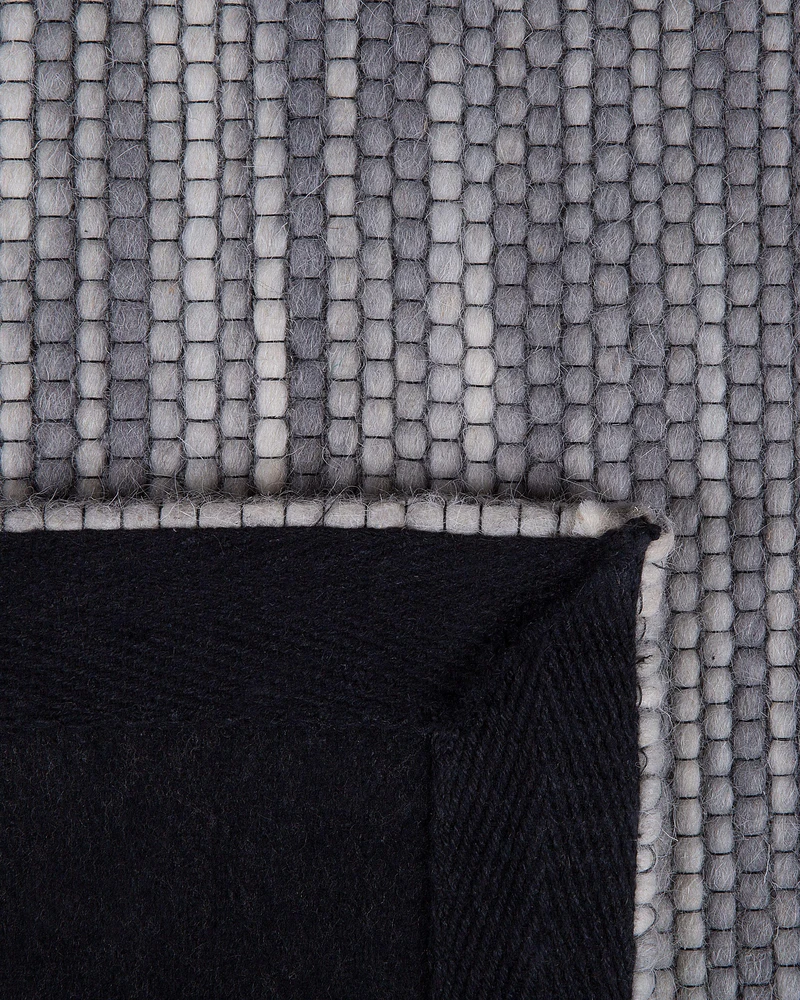 Beliani Kilimas KAPAKLI pilkas 140 x 200 cm vilnonis