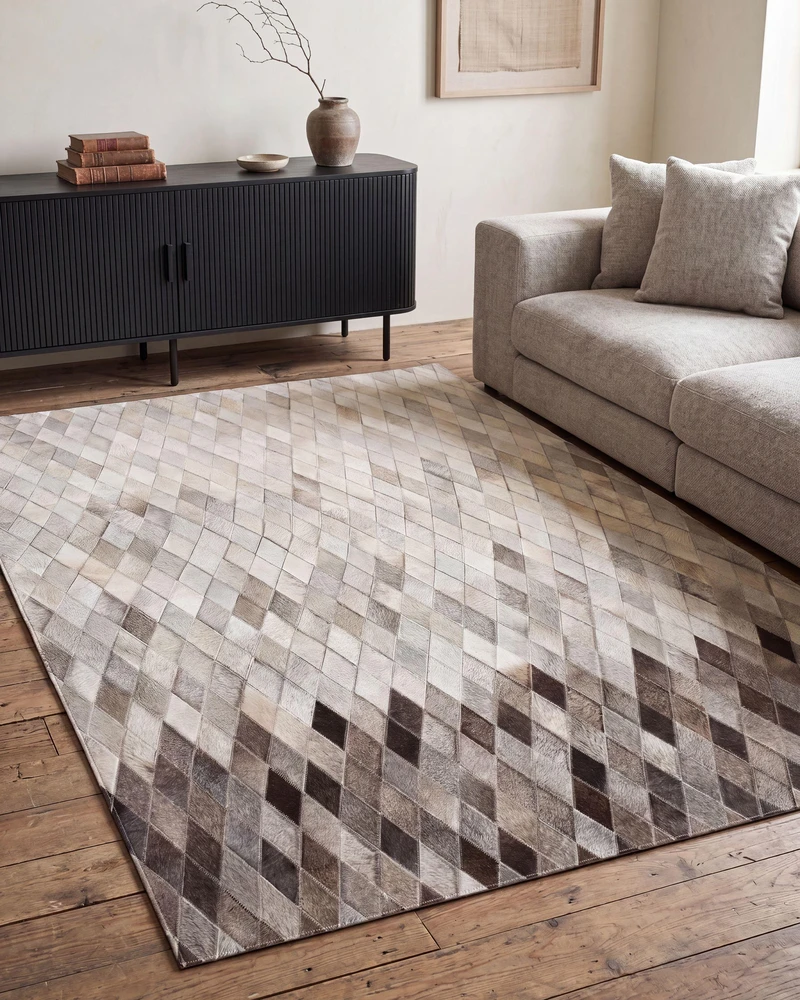 Beliani Kilimas MALDAN smėlio spalvos 140 x 200 cm Natūrali oda