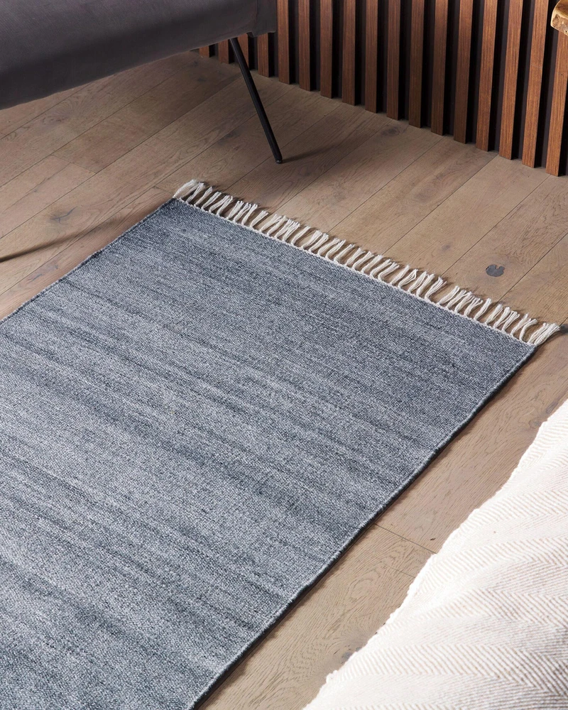 Beliani Kilimas MALHIA pilkas 80 x 150 cm