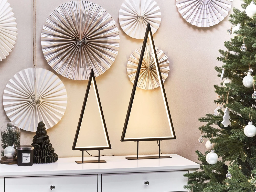 Beliani LED kalėdinė dekoracija LOPPI Eglutė 47/69 cm Juoda