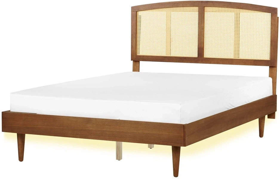 Beliani LED lova Rattan VARZY 140 x 200 cm ruda