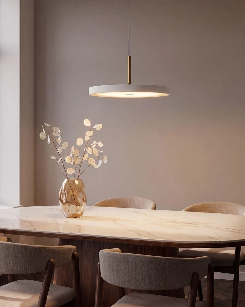Beliani LED pakabinamas šviestuvas EVENLODE metalinis baltas