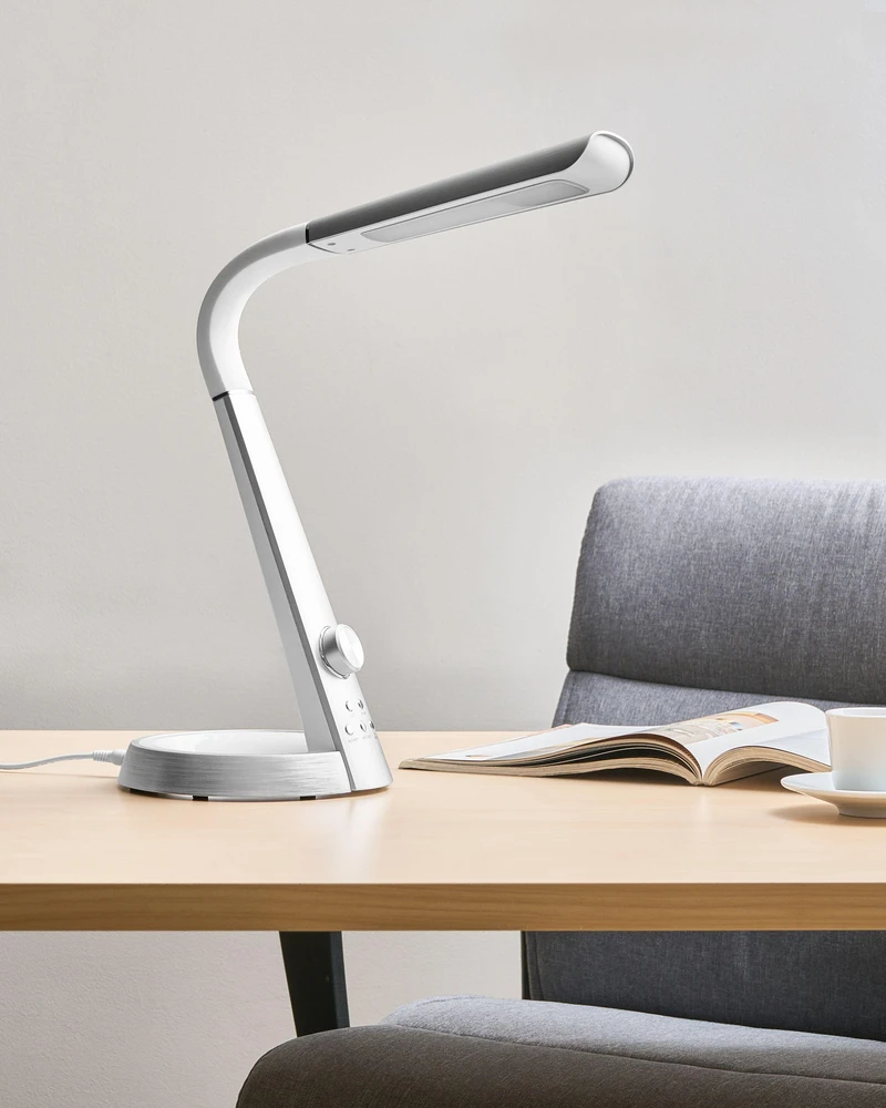 Beliani LED stalinė lempa CANOPUS su USB jungtimi, sidabrinė