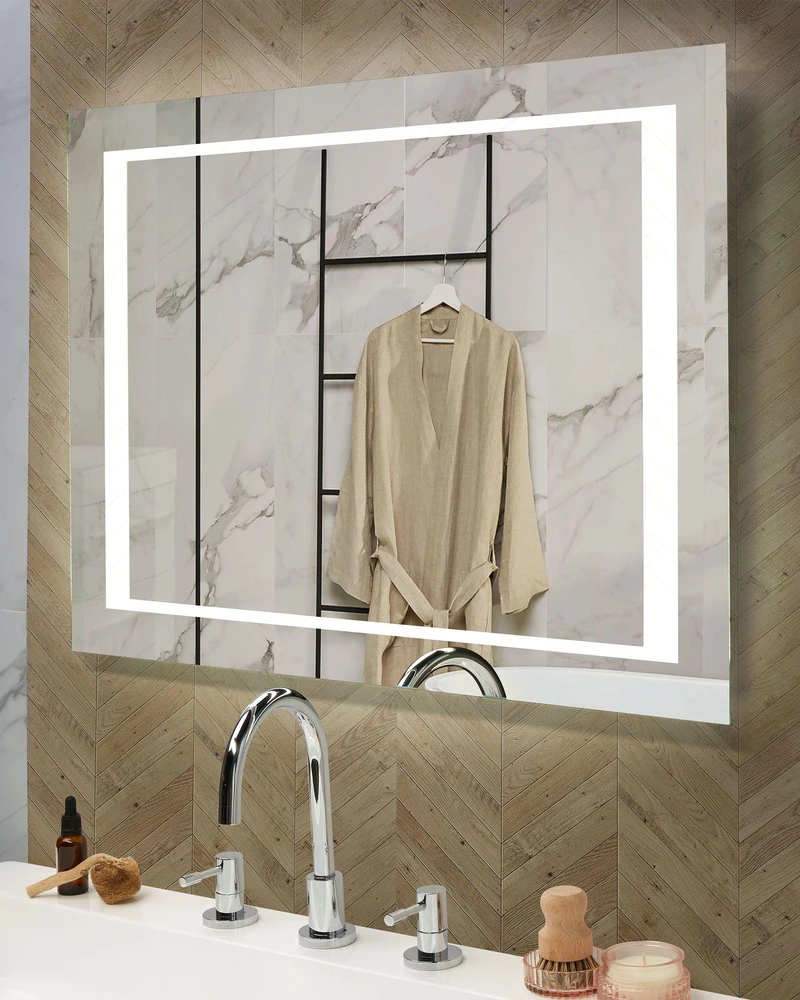 Beliani LED vonios veidrodis EYRE 80 cm 60 cm sidabrinės spalvos