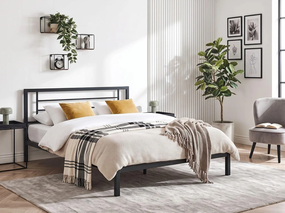 Beliani Metalinė lova CUSSET, 180 x 200 cm, juoda