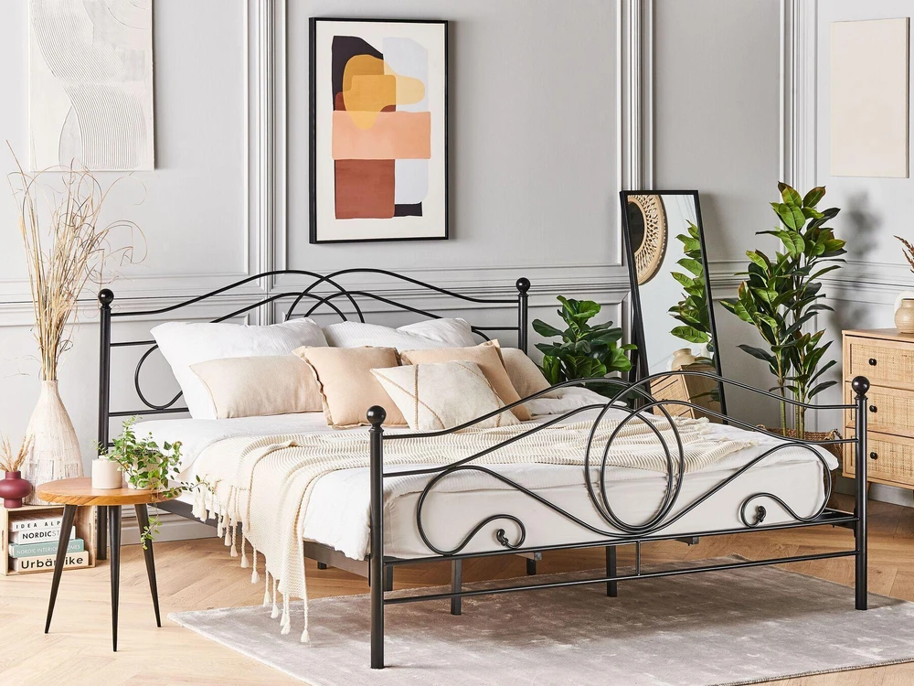 Beliani Metalinė lova LYRA 180 x 200 cm Juoda