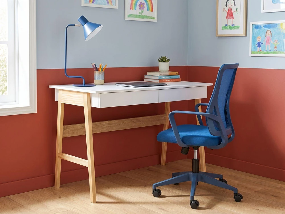 Beliani Rašomasis stalas THESLAY šviesiai rudos / baltos spalvos 120 cm 60 cm