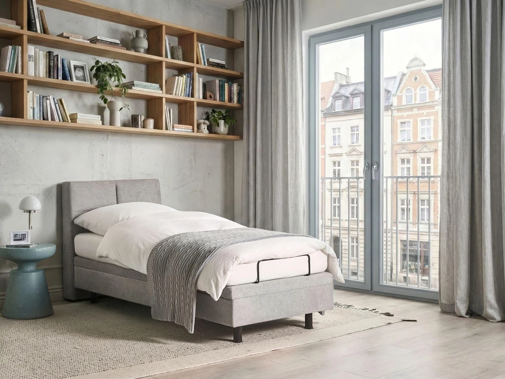 Beliani Reguliuojama lova VICEROY 80 x 200 cm šviesiai pilka