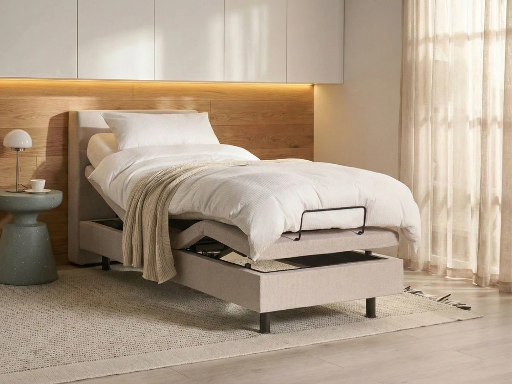 Beliani Reguliuojama lova VICEROY 90 x 200 cm šviesiai smėlio spalvos