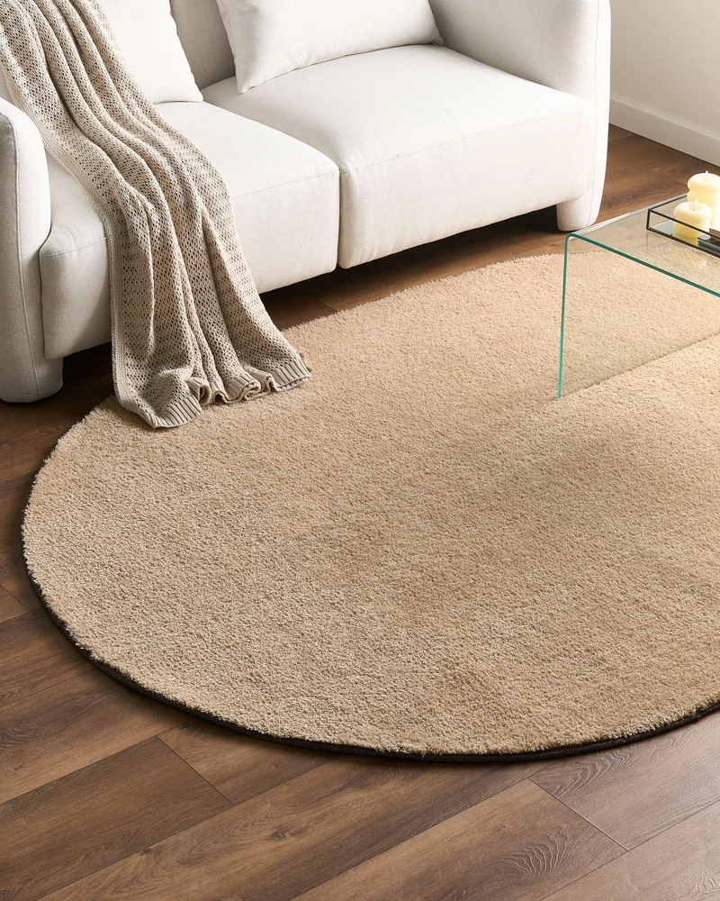 Beliani Shaggy kilimas DEMRE smėlio spalvos 160 x 230 cm