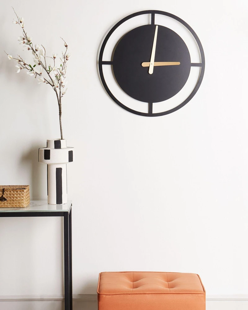 Beliani Sieninis laikrodis TRIENT 50 cm metalinis juodas
