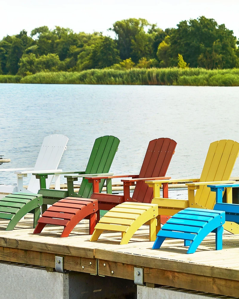 Beliani Sodo kėdė ADIRONDACK su kojų atrama, raudona