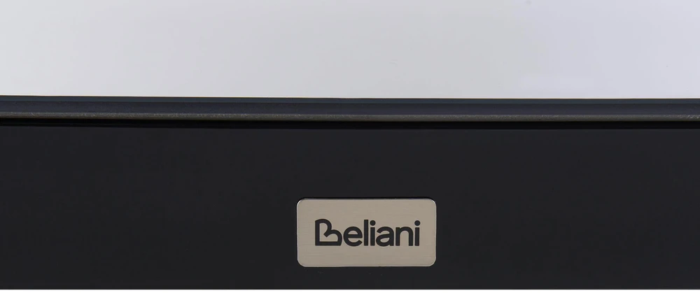 Beliani Sodo stalas CANETTO 150 cm 90 cm Stiklinis Juodas