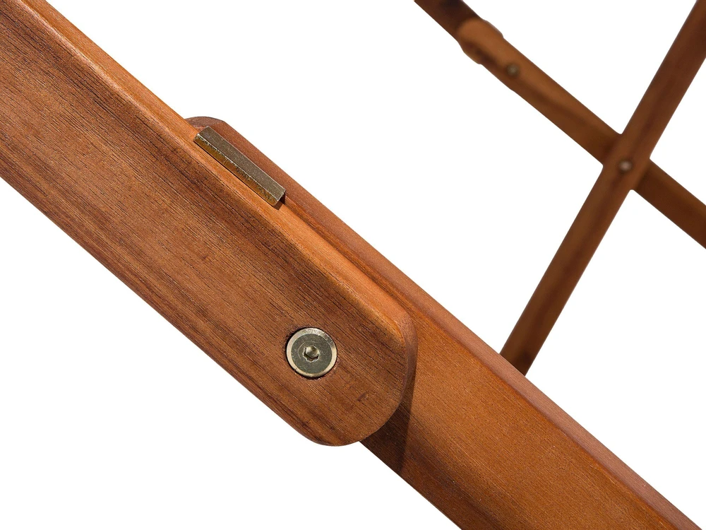Beliani Sodo stalas CENTO 140 cm 75 cm Akacijos mediena Rudas