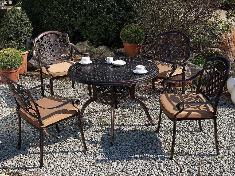Beliani Sodo stalas SALENTO 102 cm metalinis tamsiai rudas