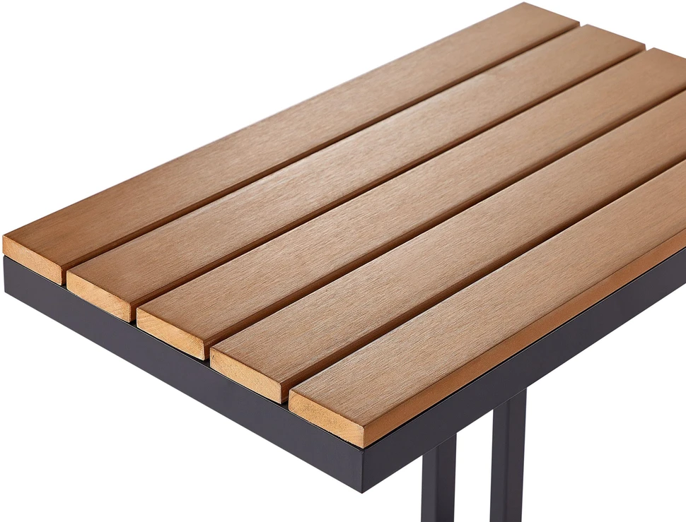 Beliani Sodo staliukas MESSINA 60 cm 35 cm juodas
