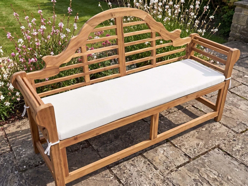 Beliani Sodo suolas su pagalvėle MARLBORO 180 cm, akacijos mediena, balkšvas