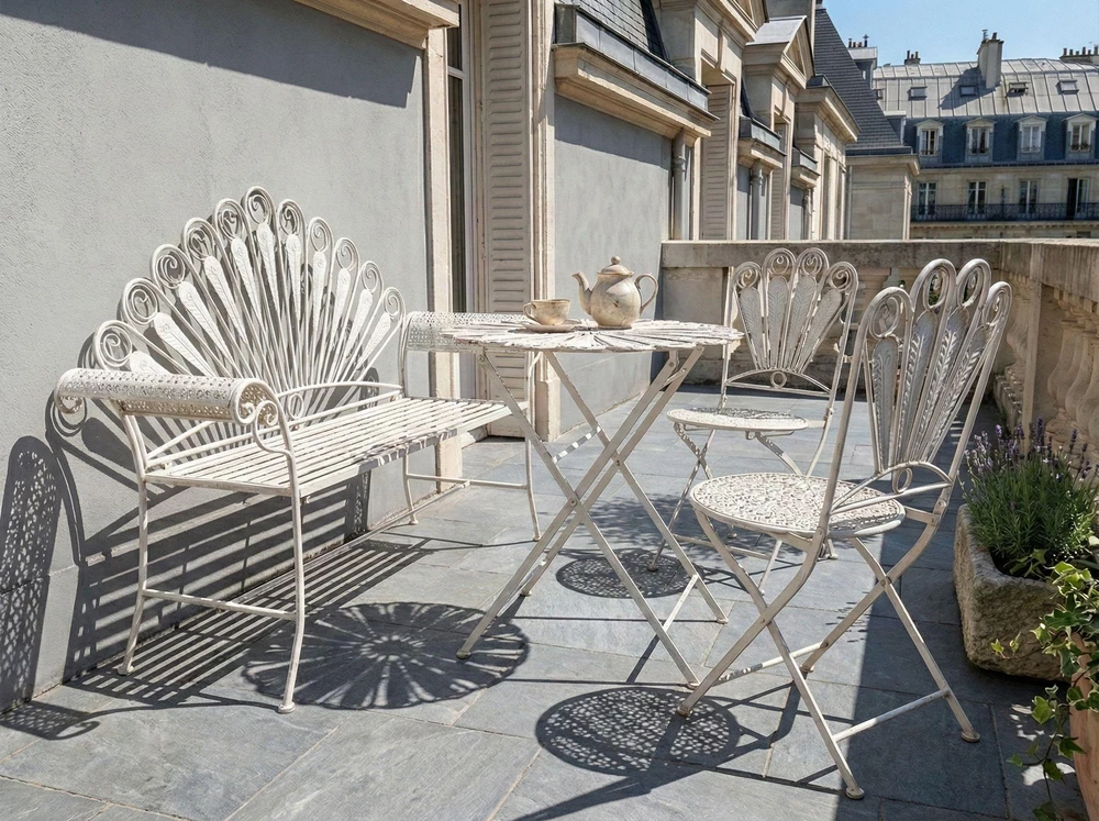 Beliani Sodo suoliukas PAVIA 146 cm metalinis, balkšva spalva