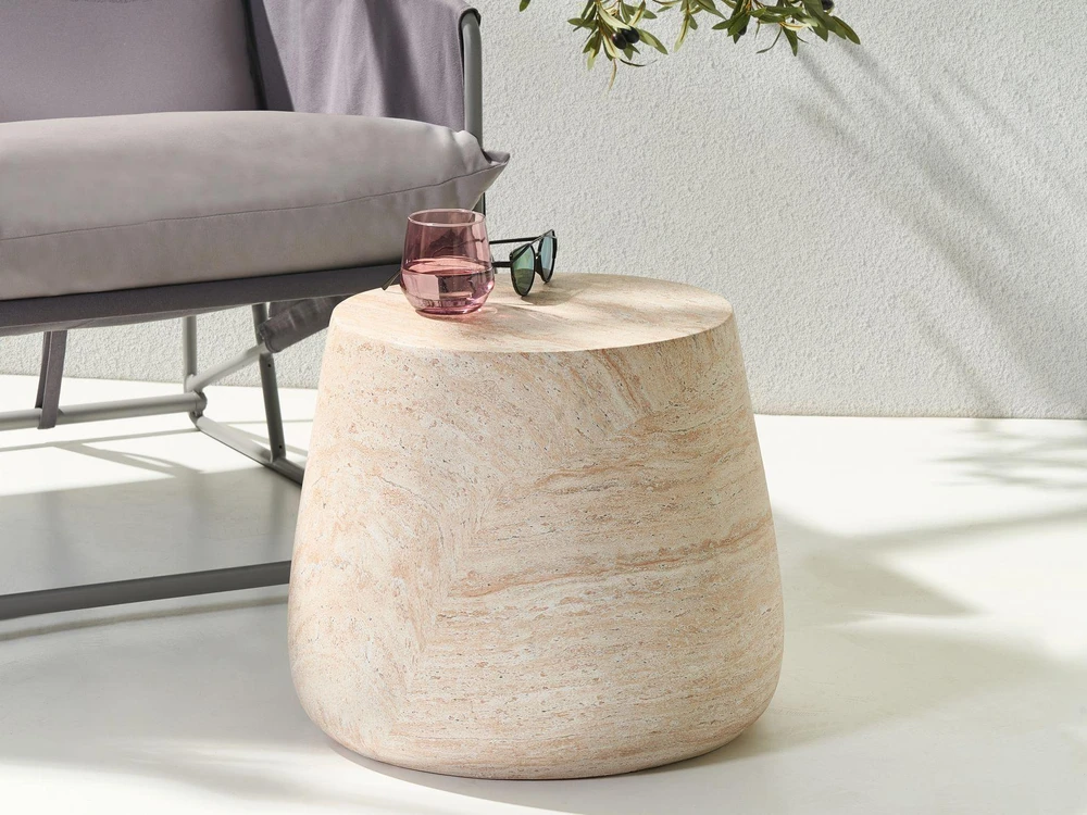 Beliani Šoninis staliukas BIENTINO 46 cm, travertino efektas