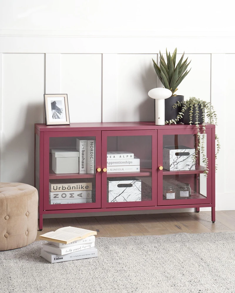 Beliani Spintelė su stiklinėmis durelėmis NEWPORT Metal 115 cm bordinė